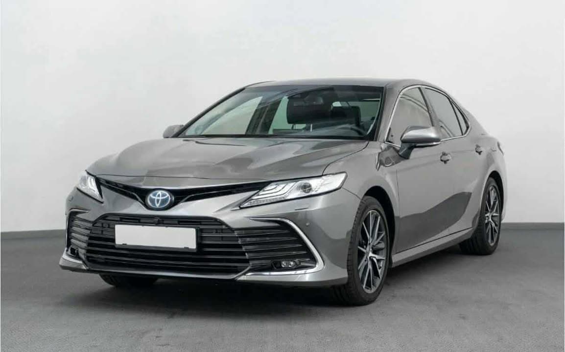 Sedan - Comfortable for city travel